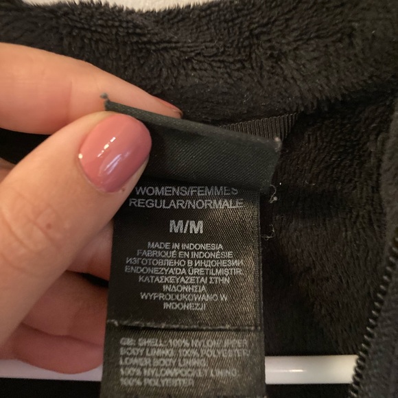 North face fleece lined hooded jacket - Picture 5 of 7